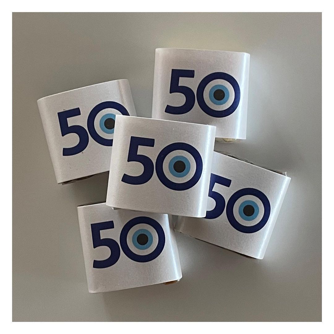 8 8