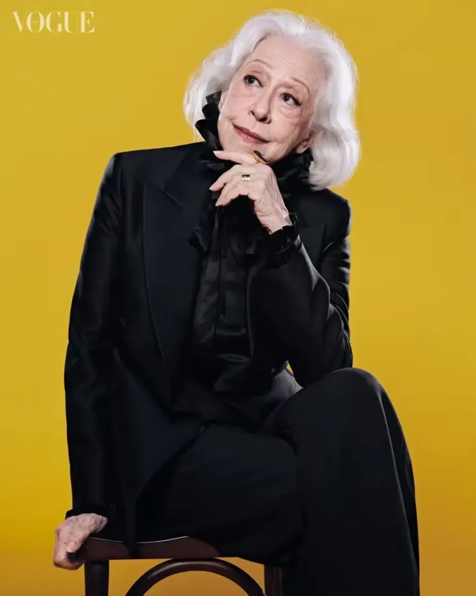 5-Fernanda-Montenegro-estampa-a-capa-digital-da-@voguebrasil-no-especial-em-homenagem-ao-cinema- 5-Fernanda-Montenegro-estampa-a-capa-digital-da-@voguebrasil-no-especial-em-homenagem-ao-cinema-
