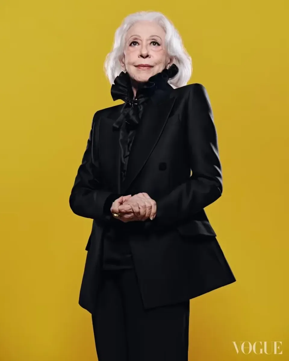 6-Fernanda-Montenegro-estampa-a-capa-digital-da-@voguebrasil-no-especial-em-homenagem-ao-cinema- 6-Fernanda-Montenegro-estampa-a-capa-digital-da-@voguebrasil-no-especial-em-homenagem-ao-cinema-
